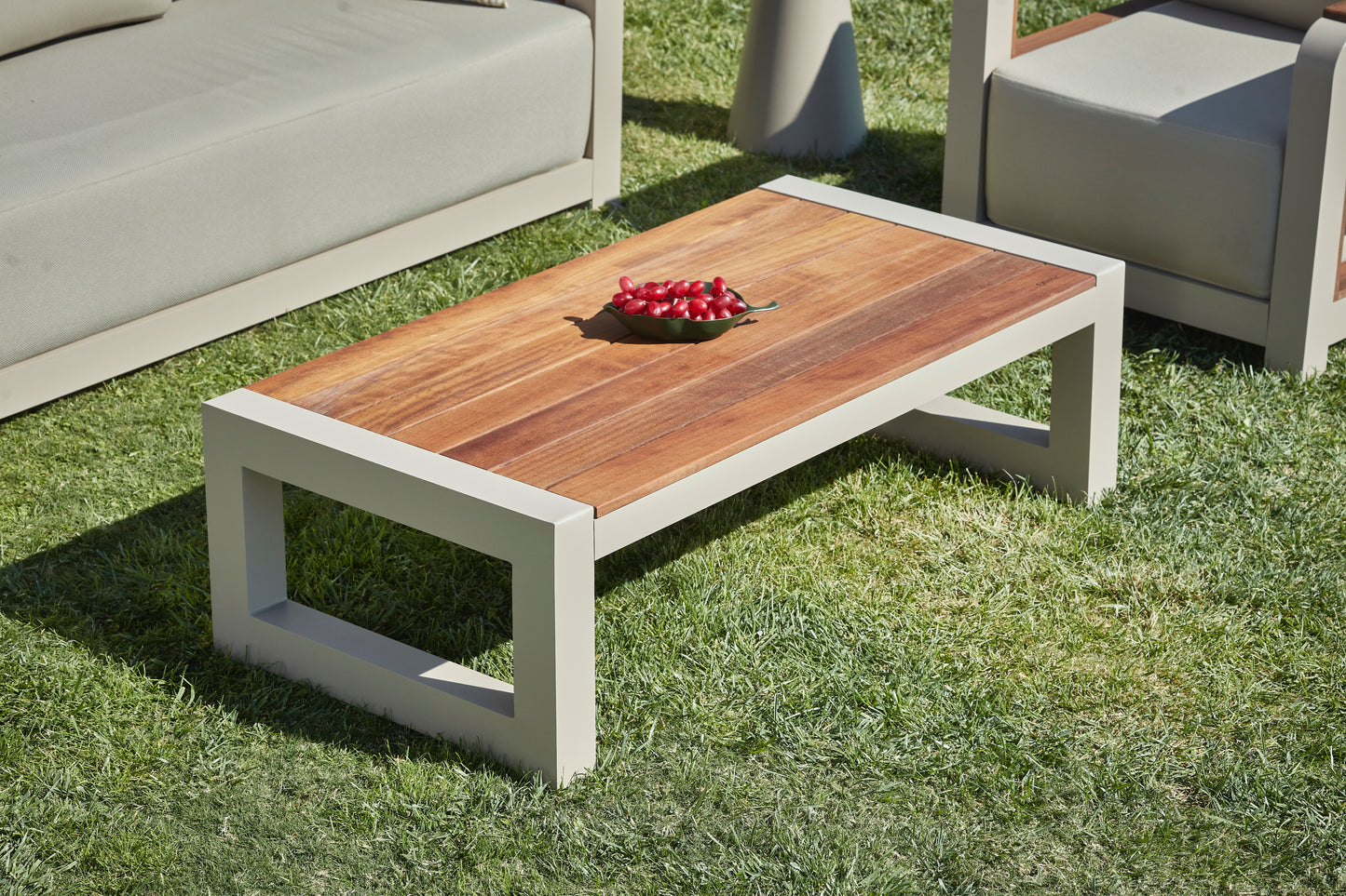 Monza Aluminum Garden Balcony Seating Group with Coffee Table