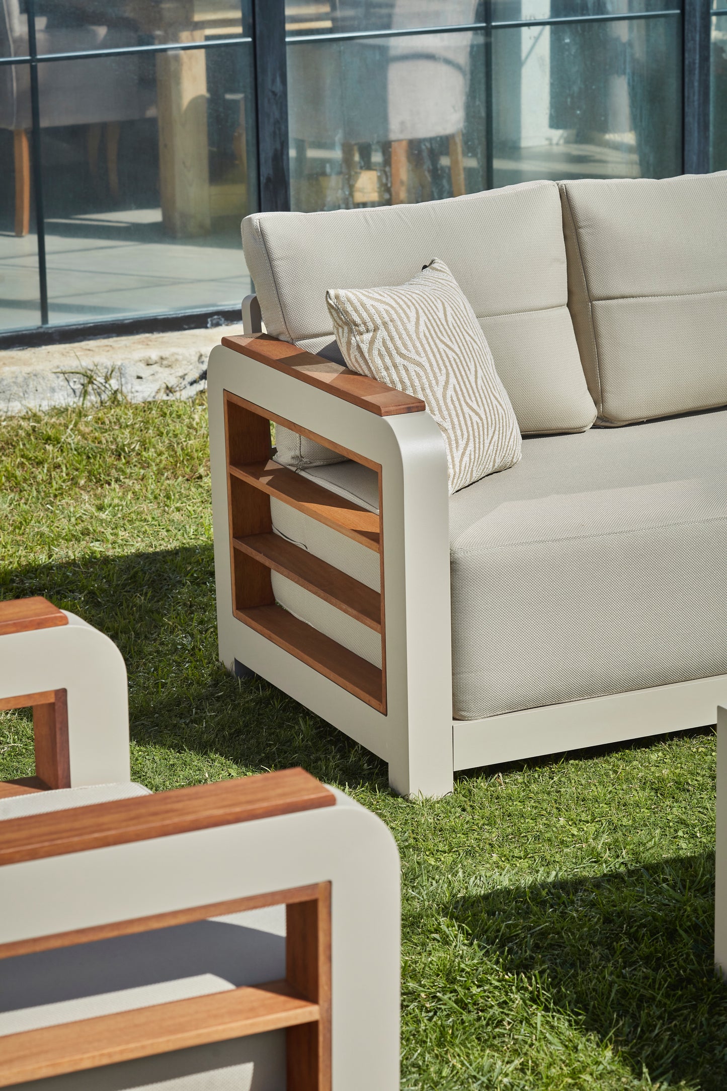 Monza Aluminum Garden Balcony Seating Group with Coffee Table