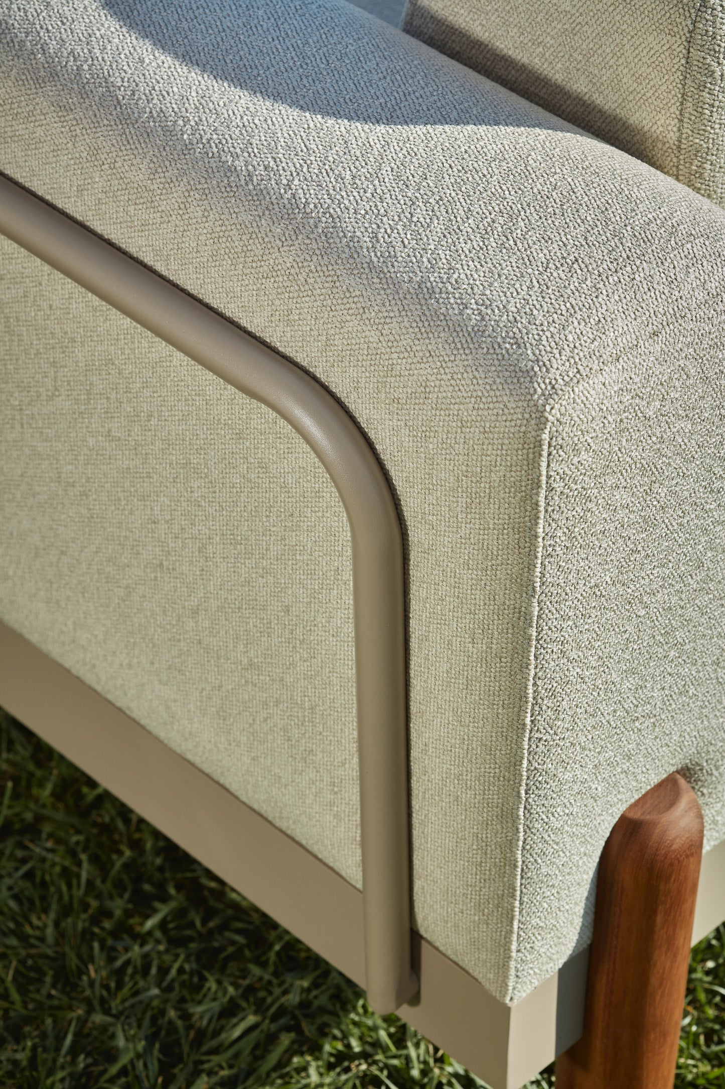 Flavio Aluminum Garden Balcony Seating Group with Coffee Table