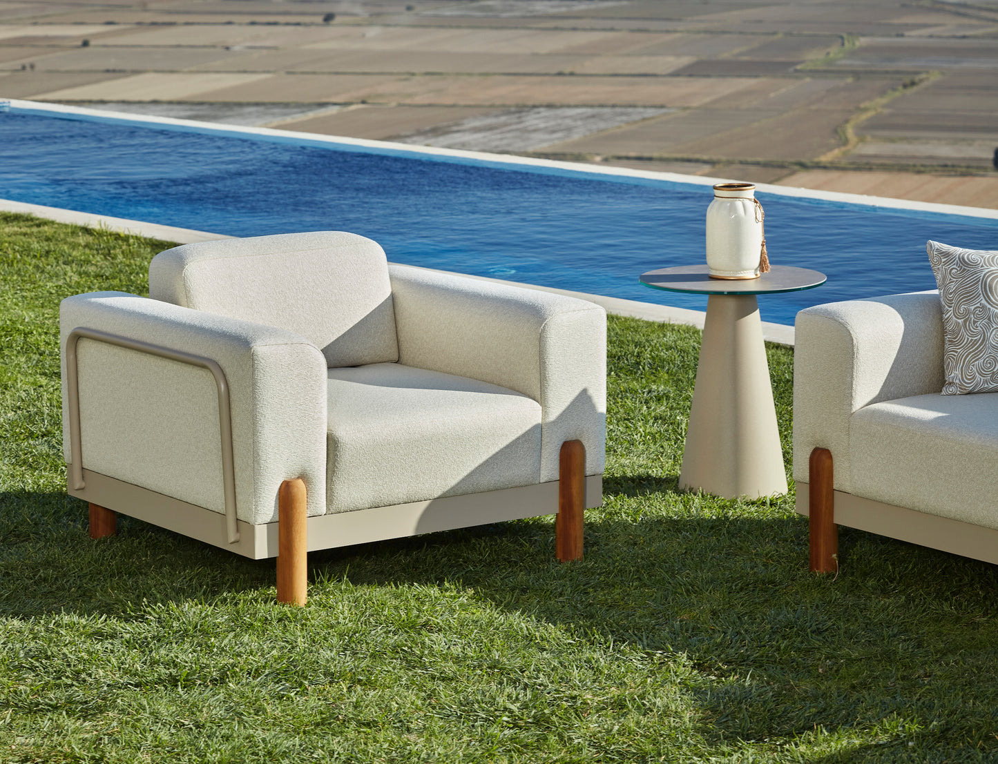 Flavio Aluminum Garden Balcony Seating Group with Coffee Table