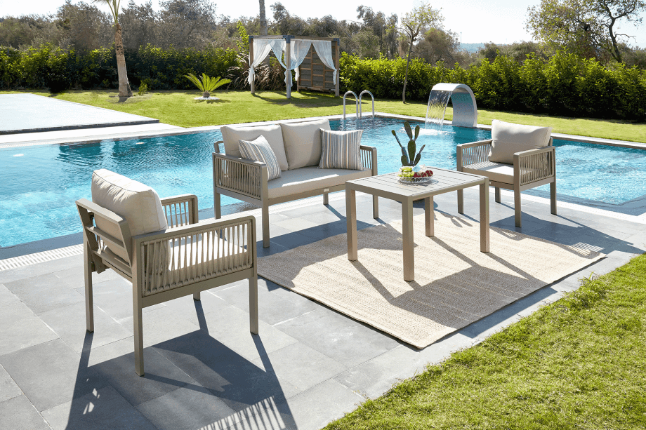 Amorino Aluminum Outdoor Furniture Set 4-piece Patio Conversation Sofa set with Coffee Table
