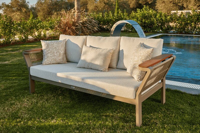 Vicenza Aluminum Garden Balcony Seating Group with Coffee Table