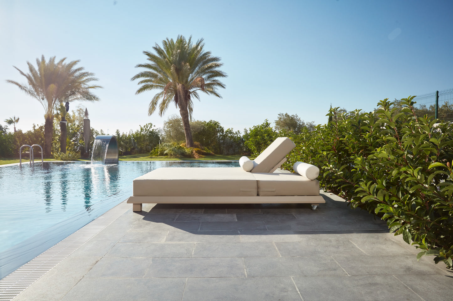Mykonos Outdoor Aluminum Chaise Lounge