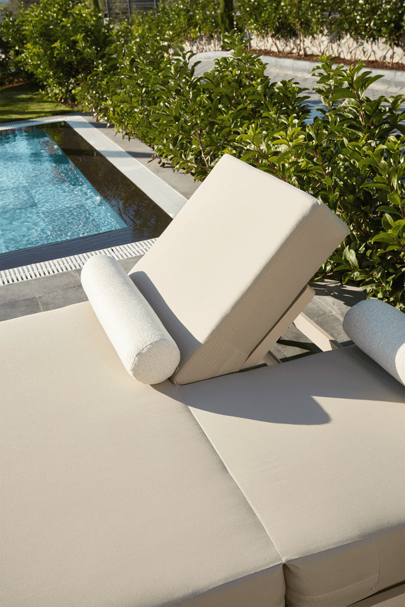 Mykonos Outdoor Aluminum Chaise Lounge